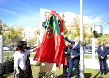 HOMENAGEM A FRANCISCO VIEIRA NO 35 ANO DE ATIVIDADE DA ESCOLA PROFISSIONAL DE OURM