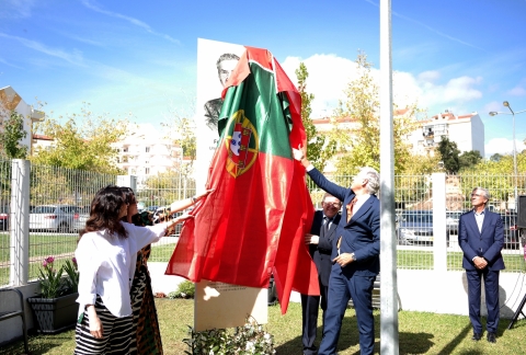 HOMENAGEM A FRANCISCO VIEIRA NO 35 ANO DE ATIVIDADE DA ESCOLA PROFISSIONAL DE OURM